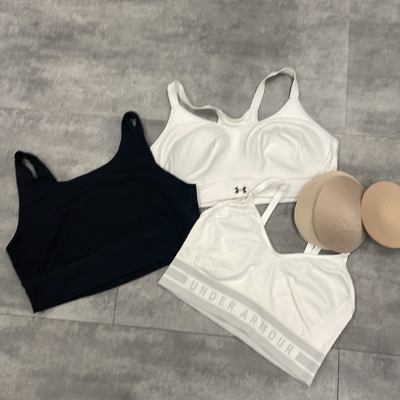 Two under Armour XL sports bras (+3 free) - Picture 9 of 9